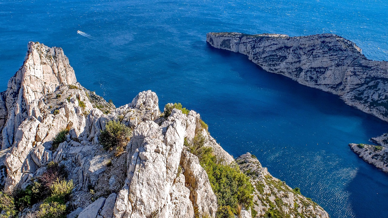 calanque marseille - Hizvo