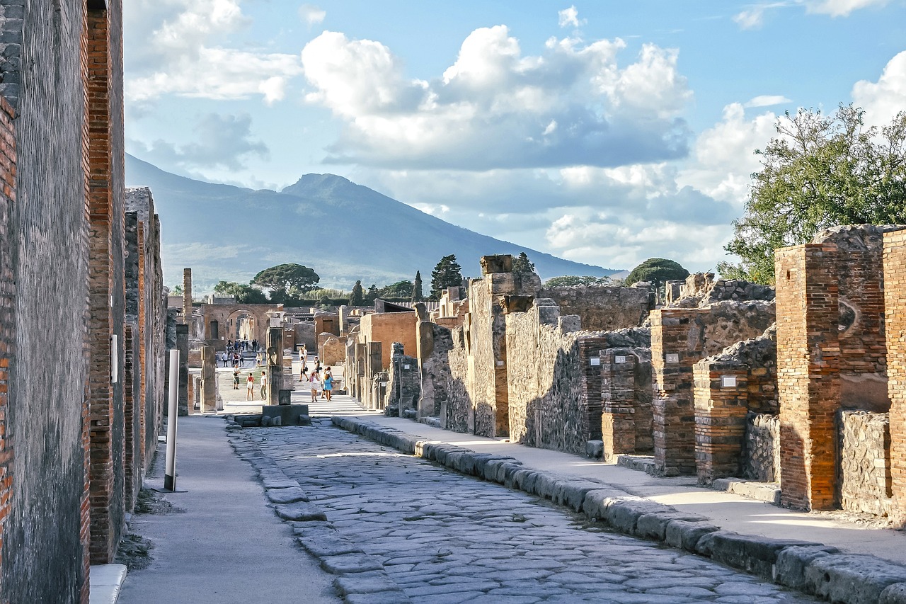 pompeii vesuvius - Hizvo